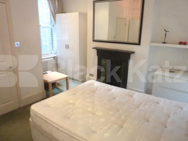 			NEW INSTRUCTION!, 3 Bedroom, 1 bath, 1 reception Flat			 Delaware Mansions Delaware Road, MAIDA VALE